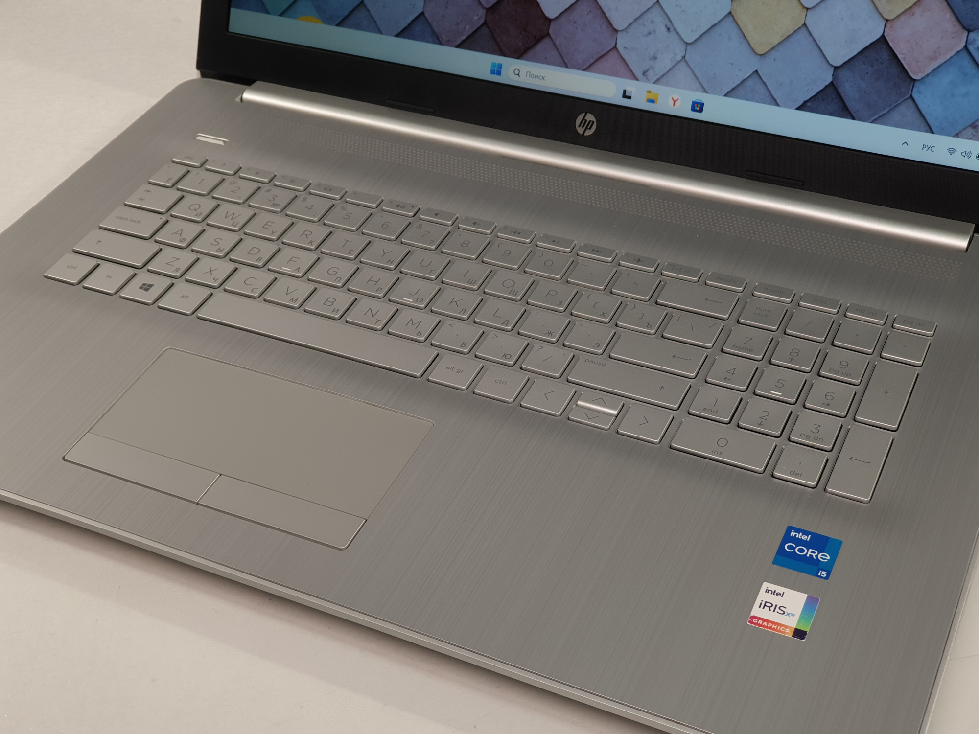 Ноутбук HP Core i5 1135G7/ экран 17.3"