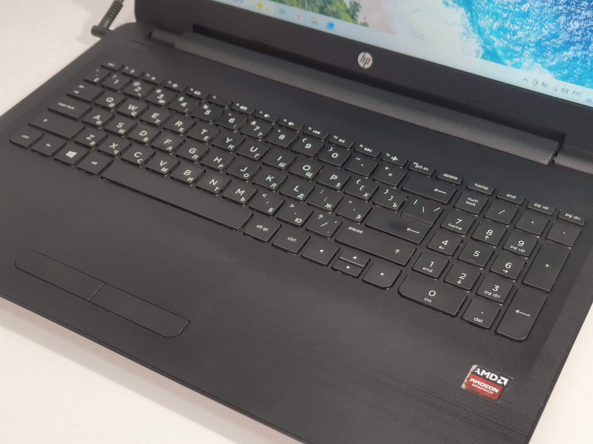 Ноутбук HP AMD A10-9600P / ОЗУ 8Gb/ SSD 240Gb/ R8 M445DX