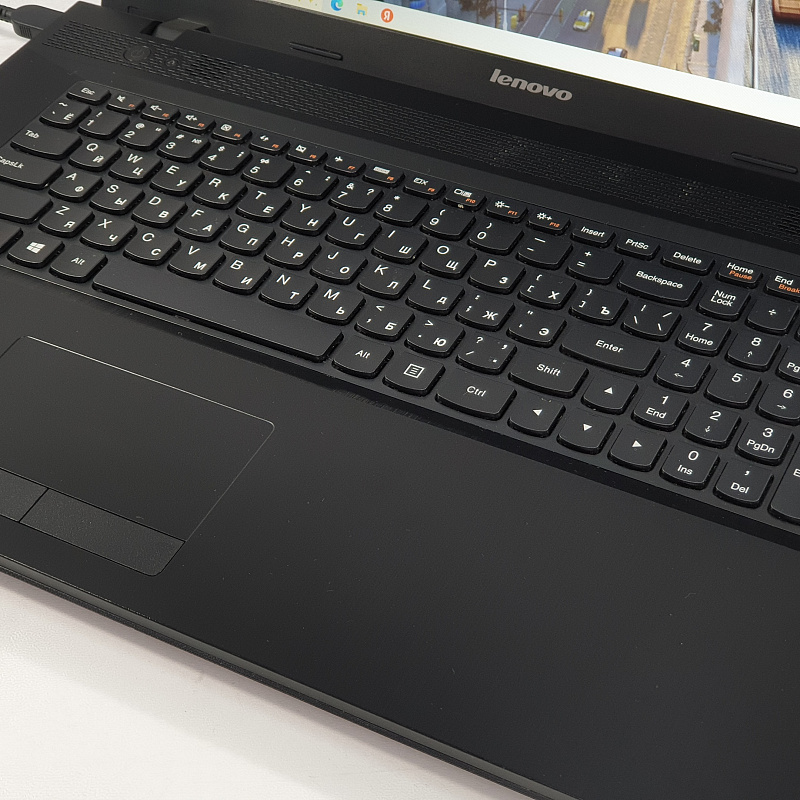 Ноутбук с экраном 17"/ОЗУ 8Gb/ SSD+HDD/ с видеокартой