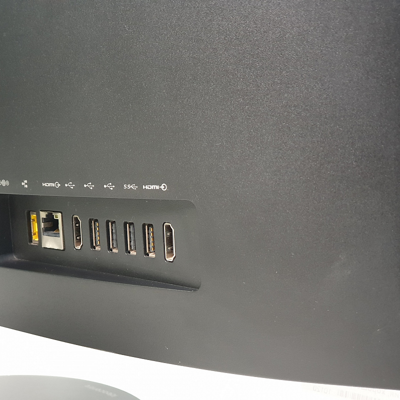 Моноблок Lenovo Core i5 7200U/ DDR4 8Gb/ SSD 256Gb