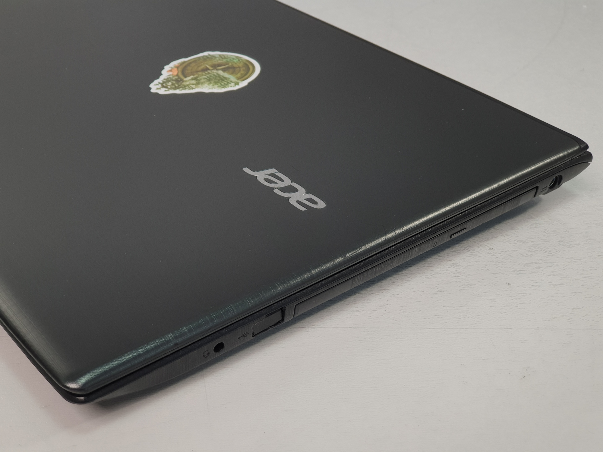 Ноутбук игровой GTX/ Core i5 7200U