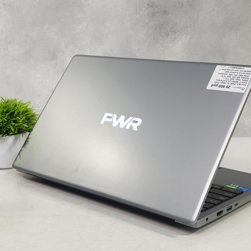 Ноутбук Core i7 6600U/ DDR4 16Gb/ SSD 1Tb /MX 330 2Gb