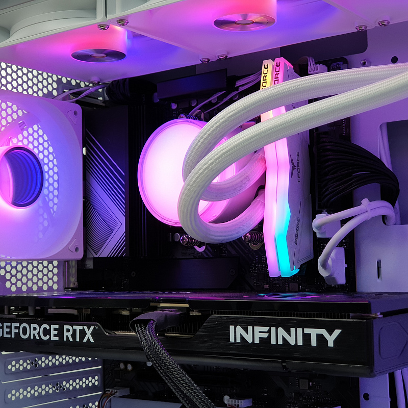 Новый Игровой ПК Ryzen 7 7800X3D/ DDR5 32Gb/ RTX 5070 12Gb