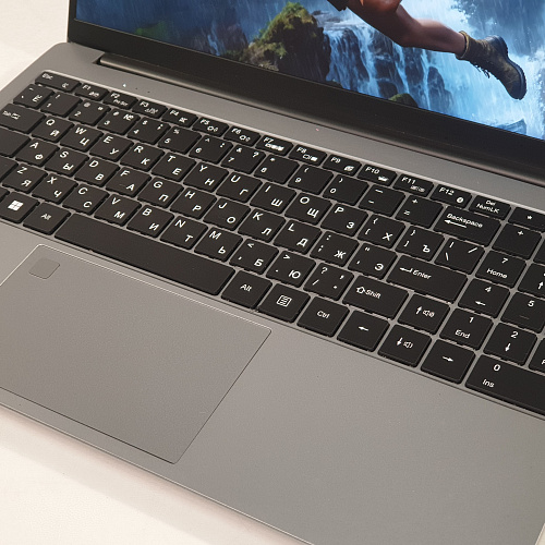 Ноутбук Core i7 6600U/ DDR4 16Gb/ SSD 1Tb /MX 330 2Gb